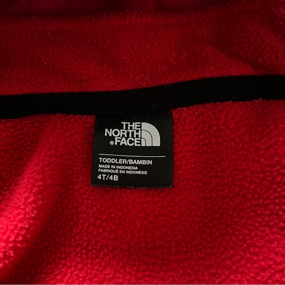 The North Face 3-in-1 Triclimate Jacket Coat in 4T - Picture 9 of 9